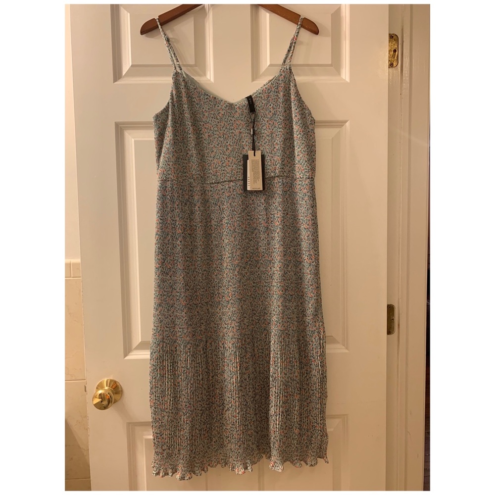 Y.AS Dress - Picture 4 of 8
